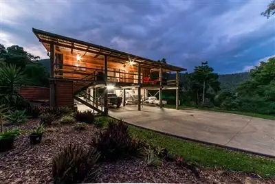 541 Sugarloaf Road, Sugarloaf QLD 4800