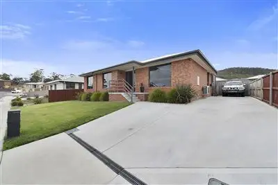 47 Mariah Crescent, Oakdowns TAS 7019