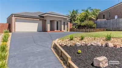 13 Cypress Court, Drouin VIC 3818