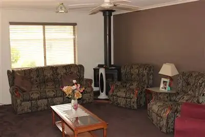 Sixth view of Homely house listing, 12 Coller Court, Alexandra VIC 3714