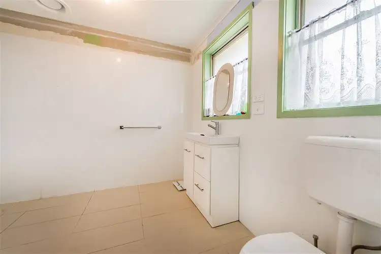 Fifth view of Homely house listing, 118 Monterey Boulevard, Frankston North VIC 3200