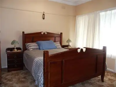 Fifth view of Homely house listing, 2 Irwin Avenue, Wangaratta VIC 3677