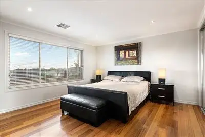 Fifth view of Homely house listing, 5 Wirilda Close, Thomastown VIC 3074