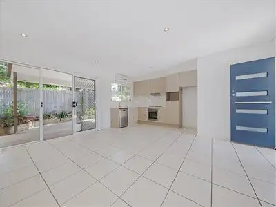 Fifth view of Homely townhouse listing, 4/96 Dickenson Street, Carina QLD 4152