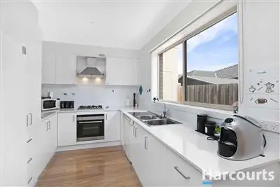 Second view of Homely unit listing, 8/10 Garth Place, Epping VIC 3076