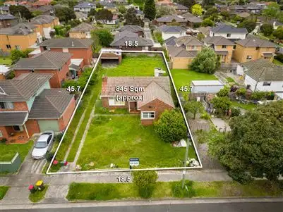 13 Iona Street, Clayton VIC 3168