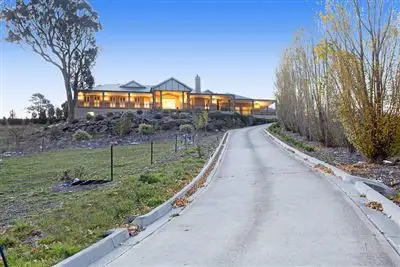 12 Thomson Park Drive, Whittlesea VIC 3757