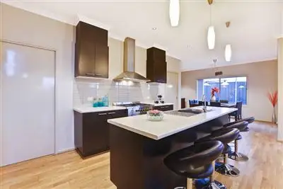 Fifth view of Homely house listing, 2 Damask Way, Mernda VIC 3754