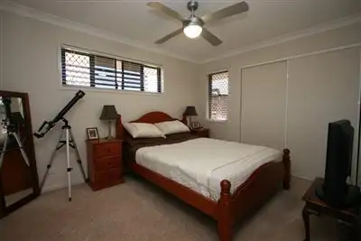 Second view of Homely villa listing, 5 Seabreeze Ct, Sandstone Point QLD 4511
