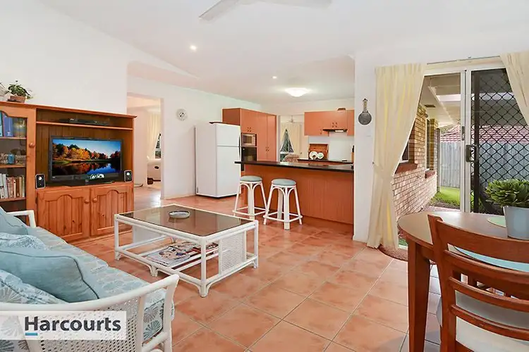 19 Strathmere Place, Upper Kedron QLD 4055