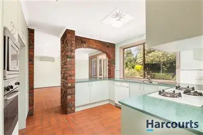 Second view of Homely house listing, 5 Rees Court, Mount Waverley VIC 3149