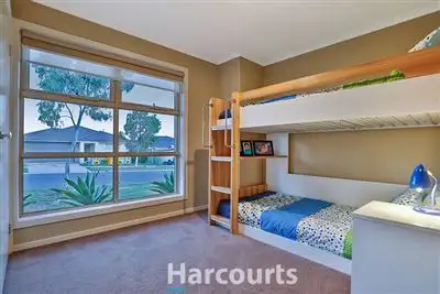 Sixth view of Homely house listing, 5 Sienna Way, Pakenham VIC 3810