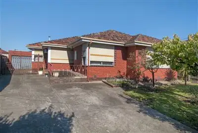 Second view of Homely house listing, 5 Heather Avenue, Thomastown VIC