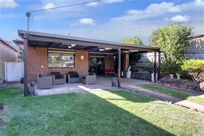 171 Ninth Avenue, Rosebud VIC 3939