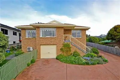 Main view of Homely unit listing, 1/33 Buckingham Drive, Howrah TAS 7018