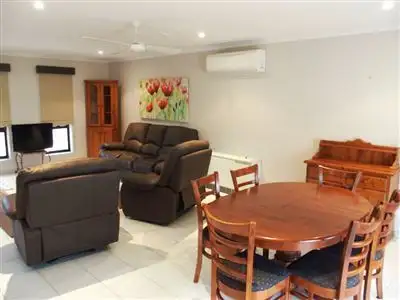 Fourth view of Homely townhouse listing, 5 Spurwing Place, Wangaratta VIC 3677