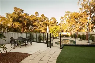 4 Sherbrooke Gardens, Bibra Lake WA 6163