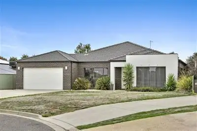 Main view of Homely house listing, 8 Pettett Close, Miners Rest VIC 3352