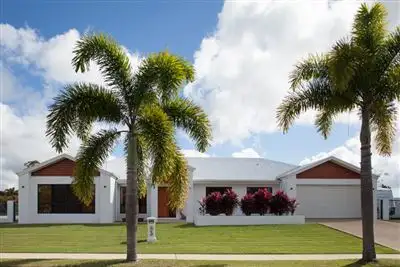 48 Vassallo Drive, Glenella QLD 4740
