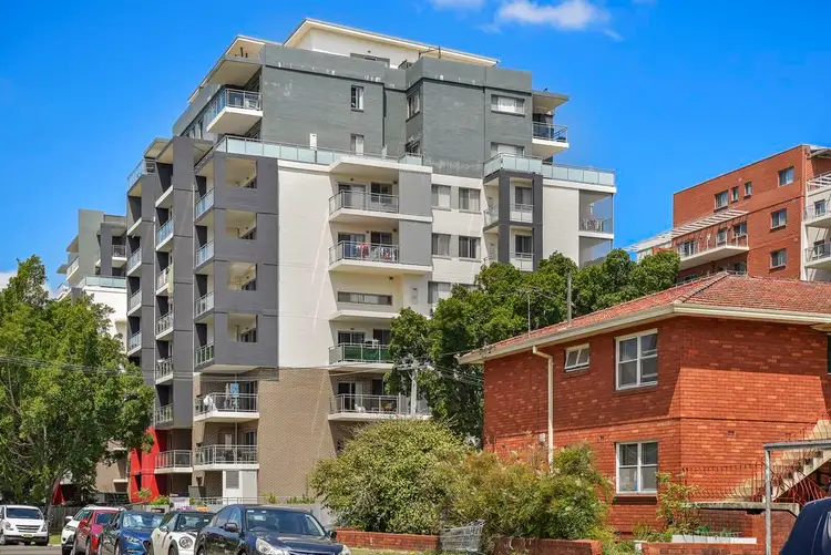 25/24 Lachlan Street, Liverpool NSW 2170