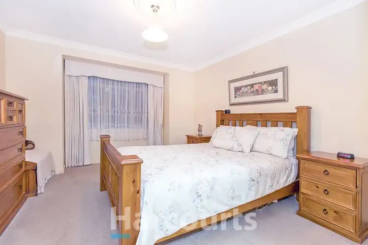 Sixth view of Homely house listing, 4 Ralron Court, Pakenham VIC 3810