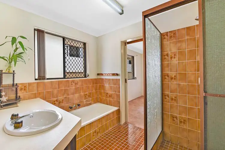 Sixth view of Homely unit listing, 1/8 Oleander Avenue, Biggera Waters QLD 4216