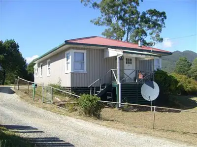 11 Morrisby Street, Rosebery TAS 7470