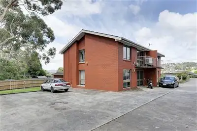 Main view of Homely unit listing, 2/48 Wariga Road, Glenorchy TAS 7010