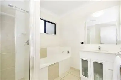Fifth view of Homely house listing, 10 Summergold Street, Mount Low QLD 4818