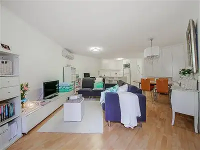 2/219 Wellington Road, East Brisbane QLD 4169