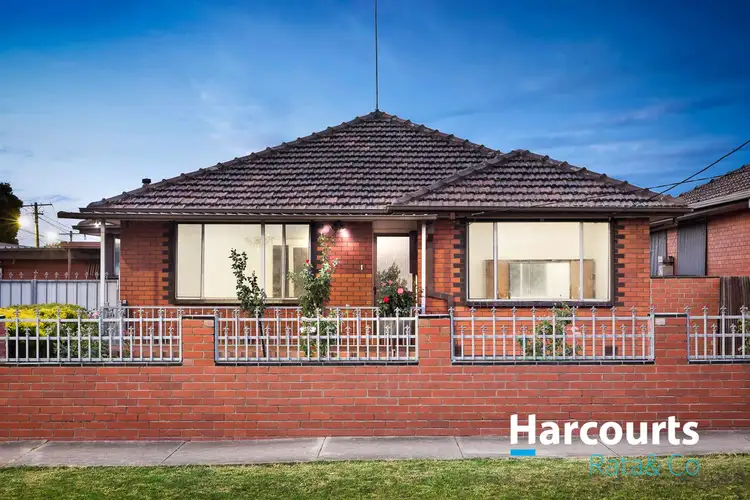 Main view of Homely house listing, 30 Kanimbla Drive, Lalor VIC 3075
