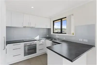 6 Ernest Road, Rokeby TAS 7019