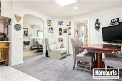 Fifth view of Homely house listing, 15 Sunnyside Drive, Berwick VIC 3806
