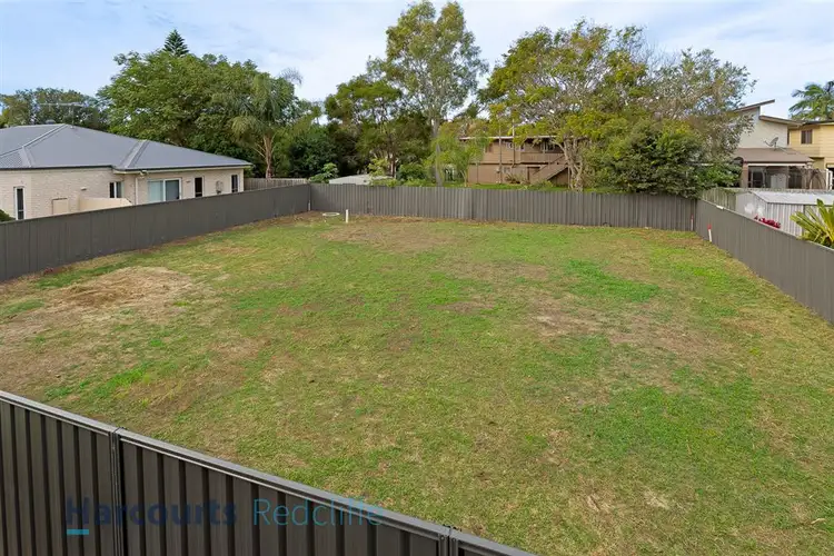 14a Roma Street, Scarborough QLD 4020