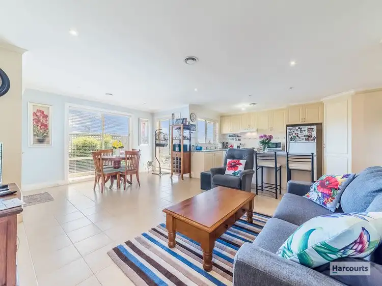 Fifth view of Homely unit listing, 2/71 Victoria Street, Drouin VIC 3818