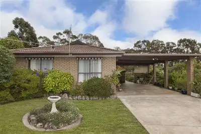 12 Eucalypt Court, Ararat VIC 3377