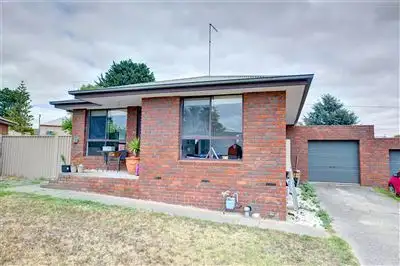 Main view of Homely unit listing, 5/8-10 Spencer Street, Canadian VIC 3350
