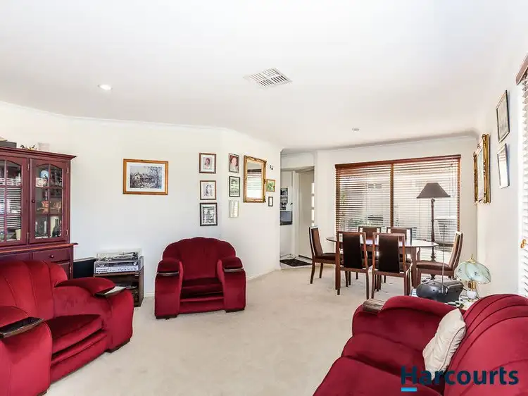 Third view of Homely house listing, 5 Fintry Close, Kinross WA 6028