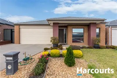 12 Camargue Circuit, Clyde North VIC 3978