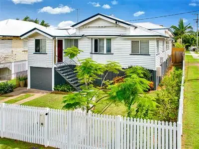 16 Crawford Avenue, Stafford QLD 4053