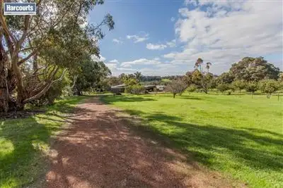 93 Meadowbrook Ramble, Bullsbrook WA 6084