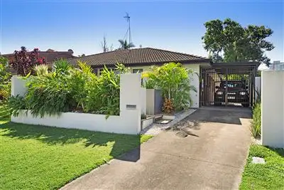Second view of Homely semi-detached listing, 2/26 Gardiners Place, Southport QLD 4215