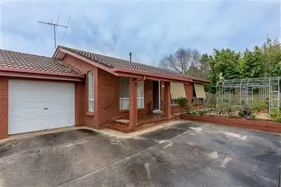 2/26 Wentworth Court, Lavington NSW 2641