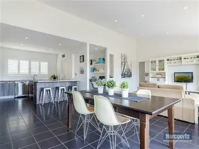 Main view of Homely house listing, 7 Palm Square, Drouin VIC 3818