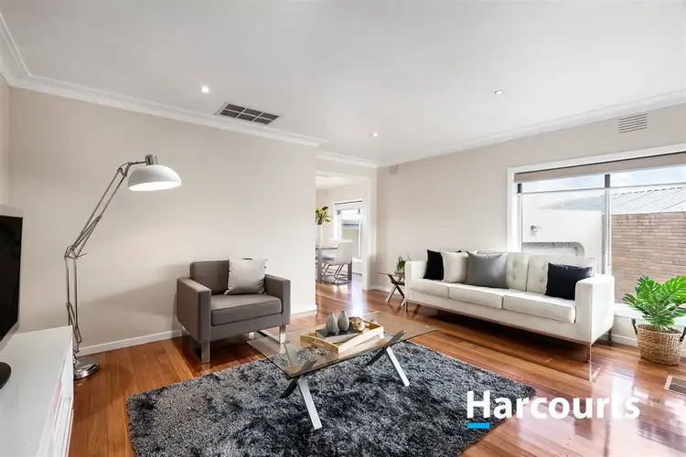 Fourth view of Homely house listing, 5 Pamela Court, Thomastown VIC 3074
