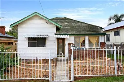 10 Sarsfield Street, Blacktown NSW