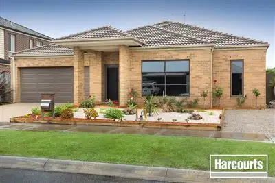 17 Silverleaf Crescent, Officer VIC 3809