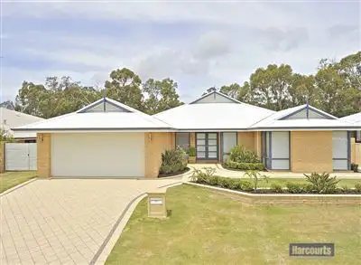 37 Summerlea Avenue, Meadow Springs WA 6210