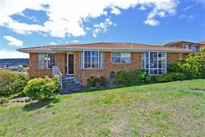 Main view of Homely unit listing, 1/30-32 Bingley Street, Howrah TAS 7018