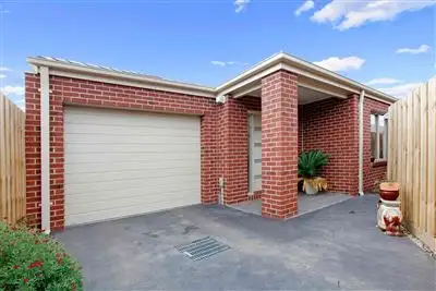 Main view of Homely unit listing, 2/122 McDonalds Road, Epping VIC 3076